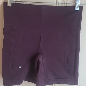 Lululemon 6 inch wunder under shorts
